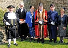 The mayor of Winchelsea and party