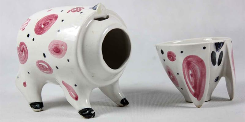 1505Sussex-Pig-from-Rye-Pottery